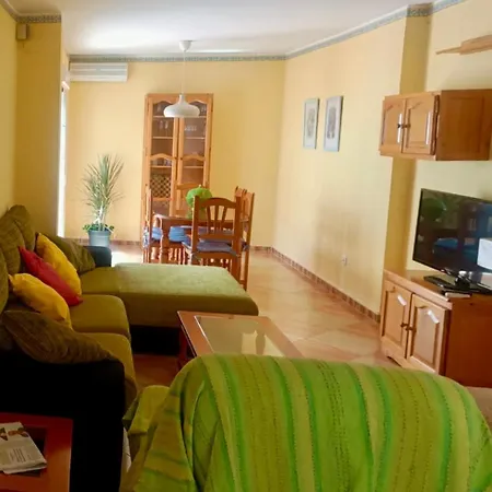Сasa de vacaciones Adosado Con Azotea Andaluza Y Patio, Junto A La Playa